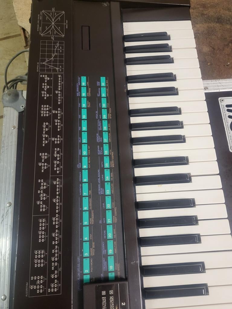 Yamaha DX7 Synthesizer met 61 toetsen, Muziek en Instrumenten, Keyboards, Ophalen of Verzenden