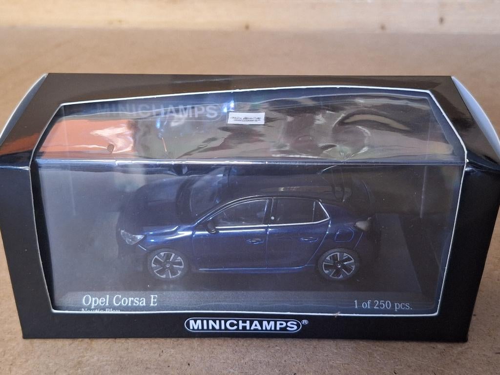 Opel Corsa E Minichamps 1:43, Ophalen of Verzenden, Nieuw, Auto, MiniChamps