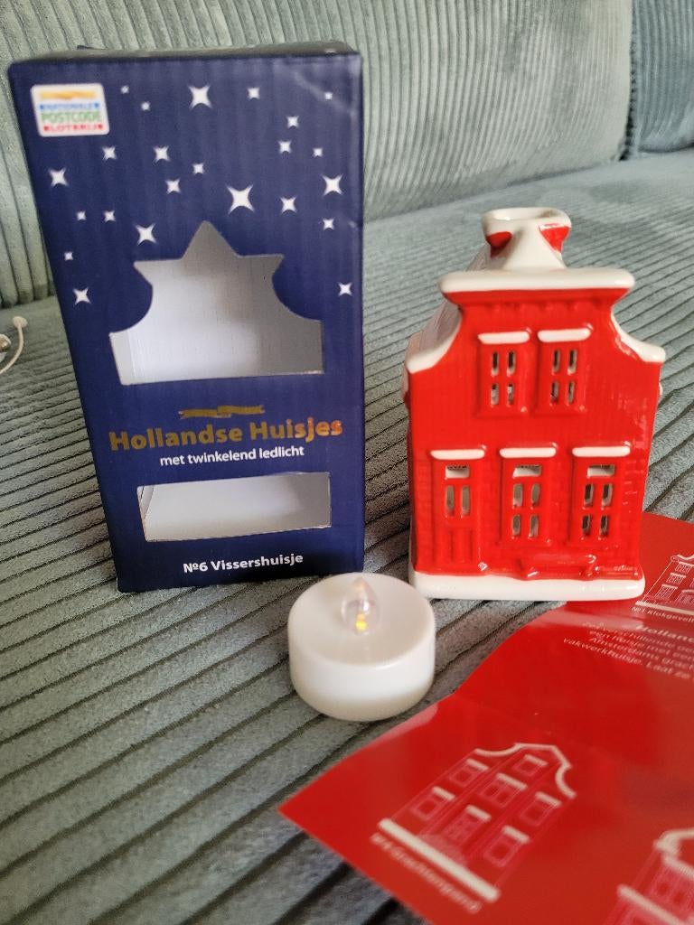 1 Postcode loterij huisje, Vissershuisje nr 6 met lichtje, Diversen, Kerst, Ophalen of Verzenden, Nieuw