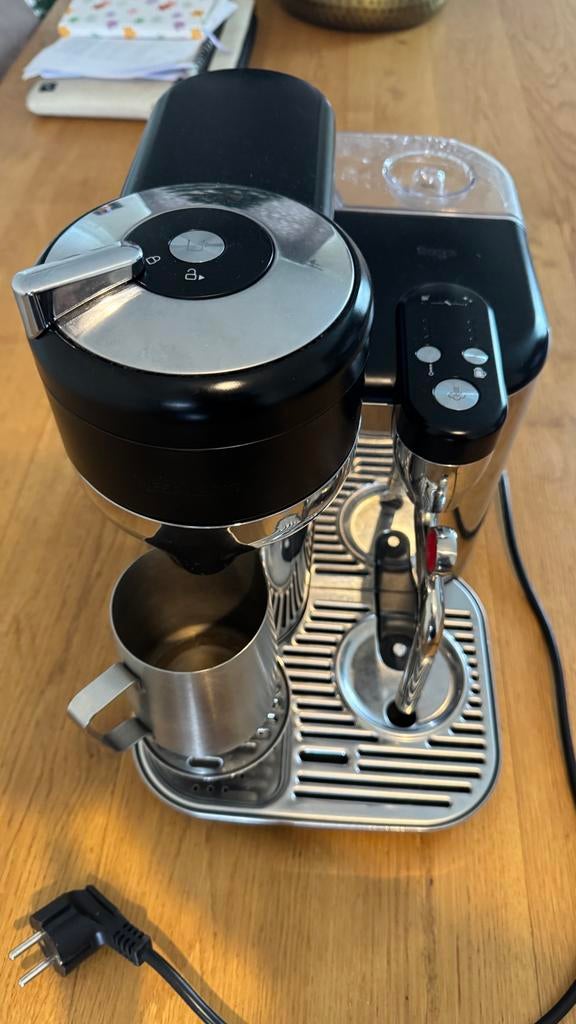 Nespresso Creatista, Witgoed en Apparatuur, Koffiezetapparaten, Gebruikt, Espresso apparaat, Ophalen of Verzenden, Koffiepads en cups