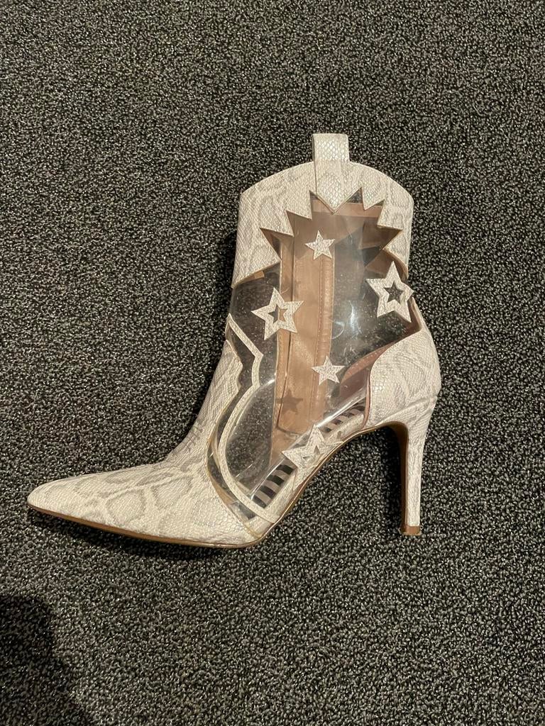 Laarzen Transparant wit met zilver mt 36 van Betsey Jonson, Ophalen of Verzenden, Zo goed als nieuw, Wit, Sneakers of Gympen