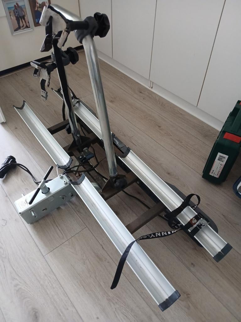 Fietsdrager Twinnie voor 2 fietsen, Ophalen, Zo goed als nieuw, Trekhaakdrager