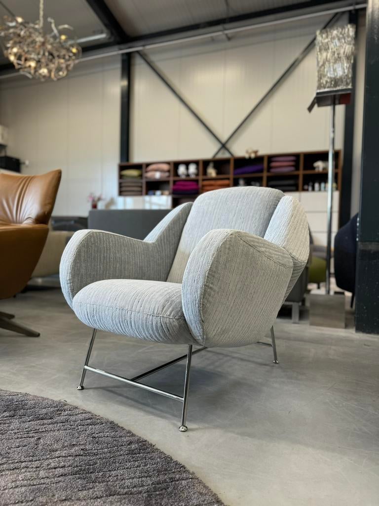 Nieuw Leolux Anton fauteuil Fez Stripe stof design stoel, Leolux, Pode Harvink Jori Rolf Benz Design on Stock Eyye Montis, Nieuw
