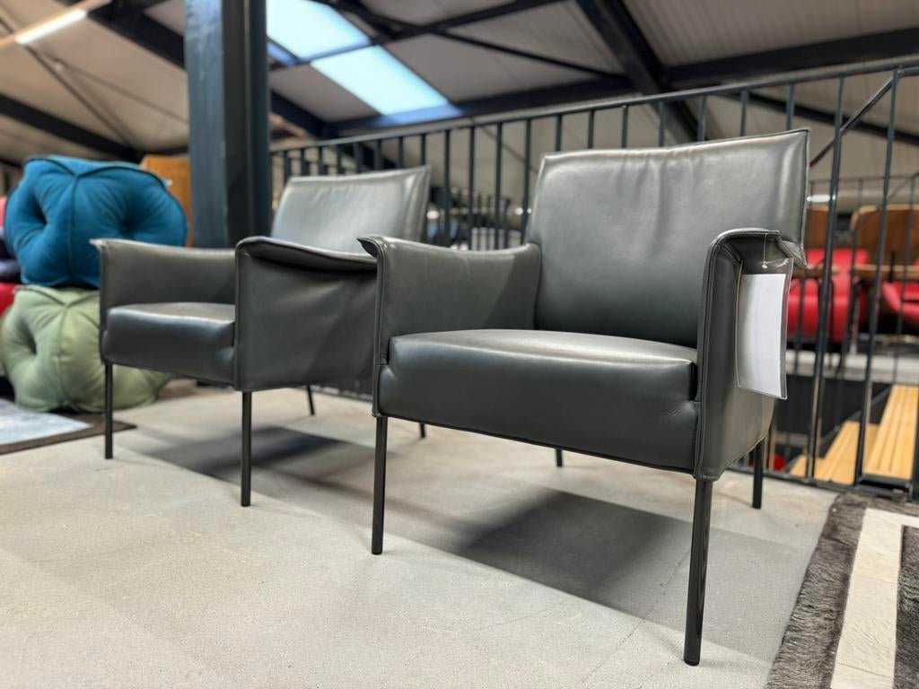 2 Nieuw Design in Stock Limec fauteuils grijs leer stoel