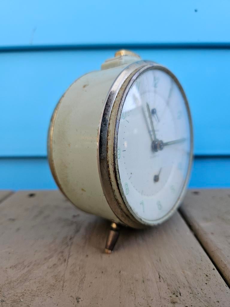 Junghans Trivox Silentic wekker, Ophalen of Verzenden