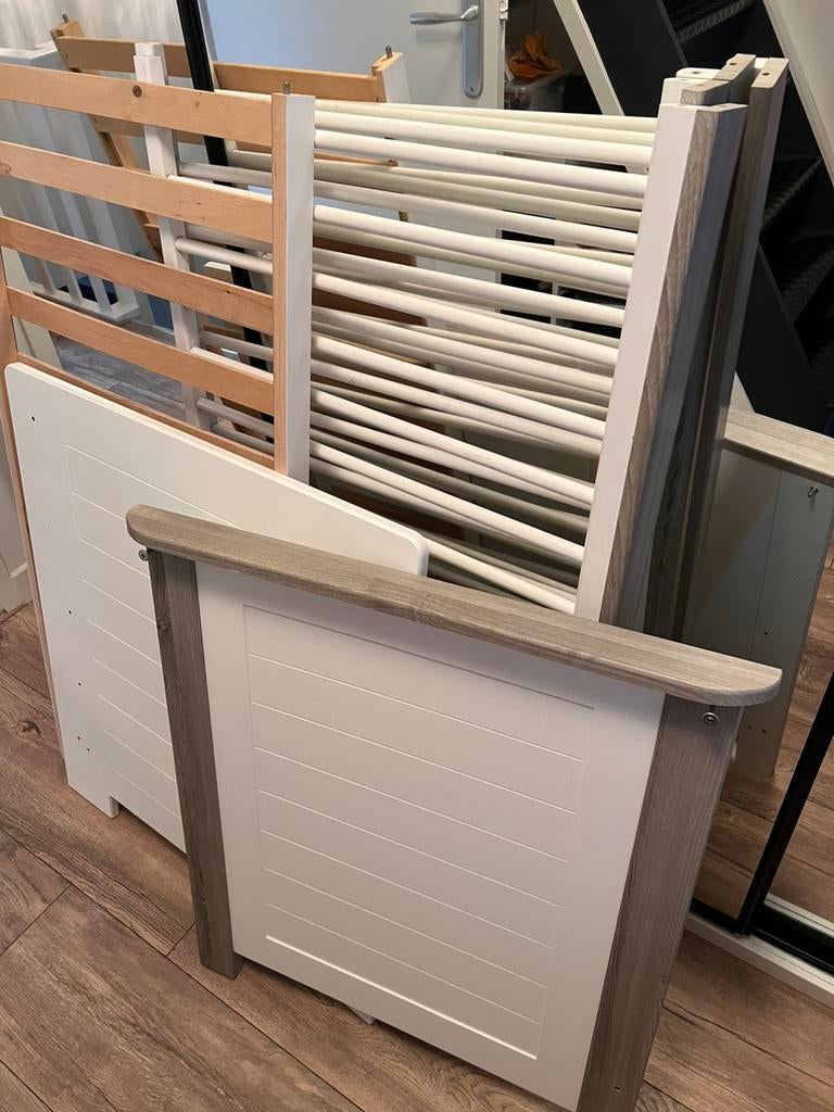 Gratis kinder ledikantje, Ophalen, Gebruikt