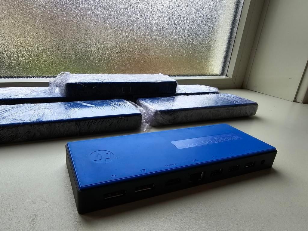 HP G4 dockingstation met USB C en adapter - meerdere aanwezi, Computers en Software, Dockingstations, Ophalen of Verzenden