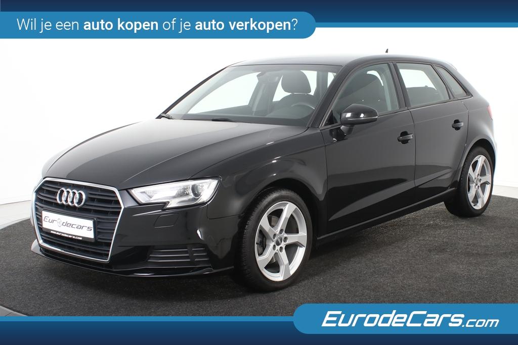 Audi A3 Sportback *1ste Eigenaar*Navigatie*Trekhaak*Carplay*, Auto's, Voorwielaandrijving, Stof, Gebruikt, 1165 kg
