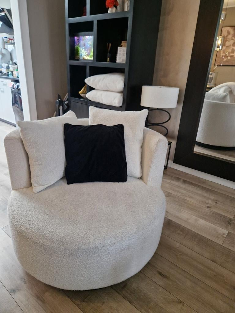 Ronde love seat, Gebruikt, Tweepersoons, 75 tot 100 cm, Ophalen of Verzenden