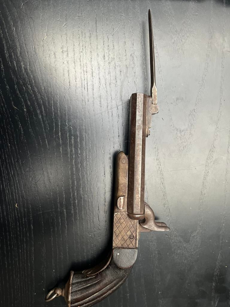 Antiek Dubbelloops Penvuur Pistool met banjonet, Ophalen