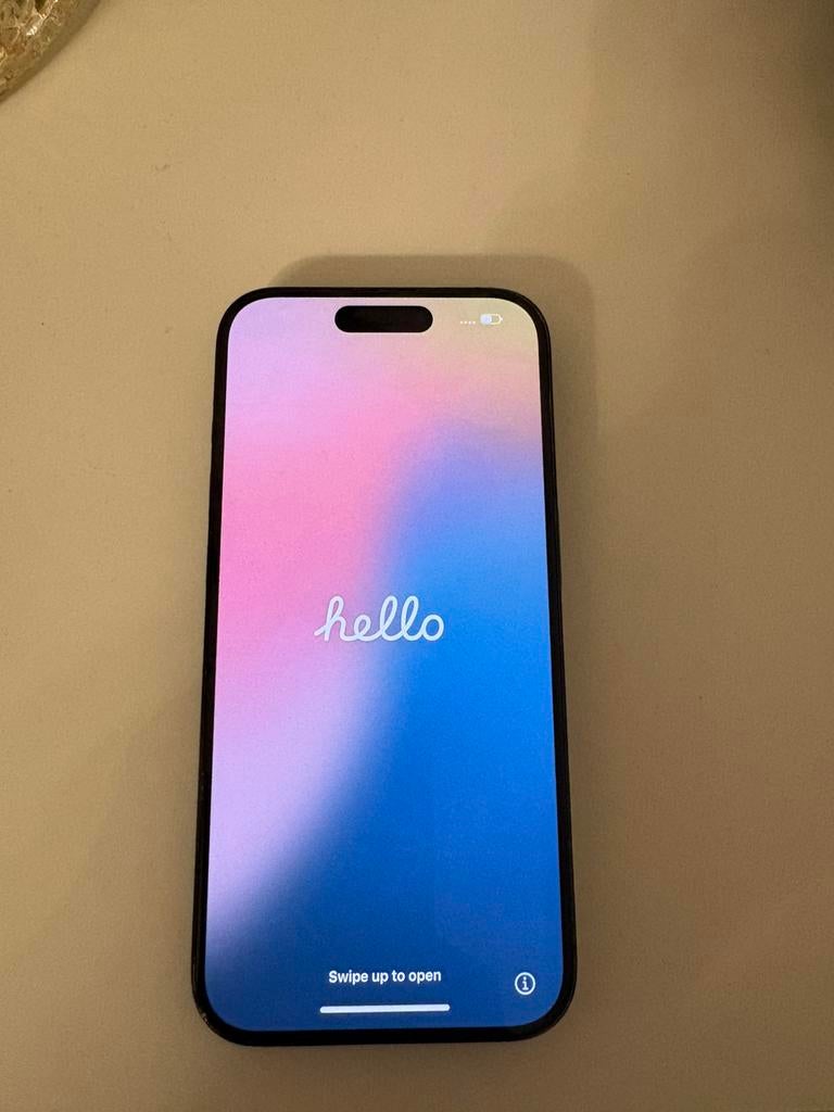 IPhone 15 Pro 128GB achterkant kapot, 128 GB, Zwart, Ophalen of Verzenden, Zo goed als nieuw