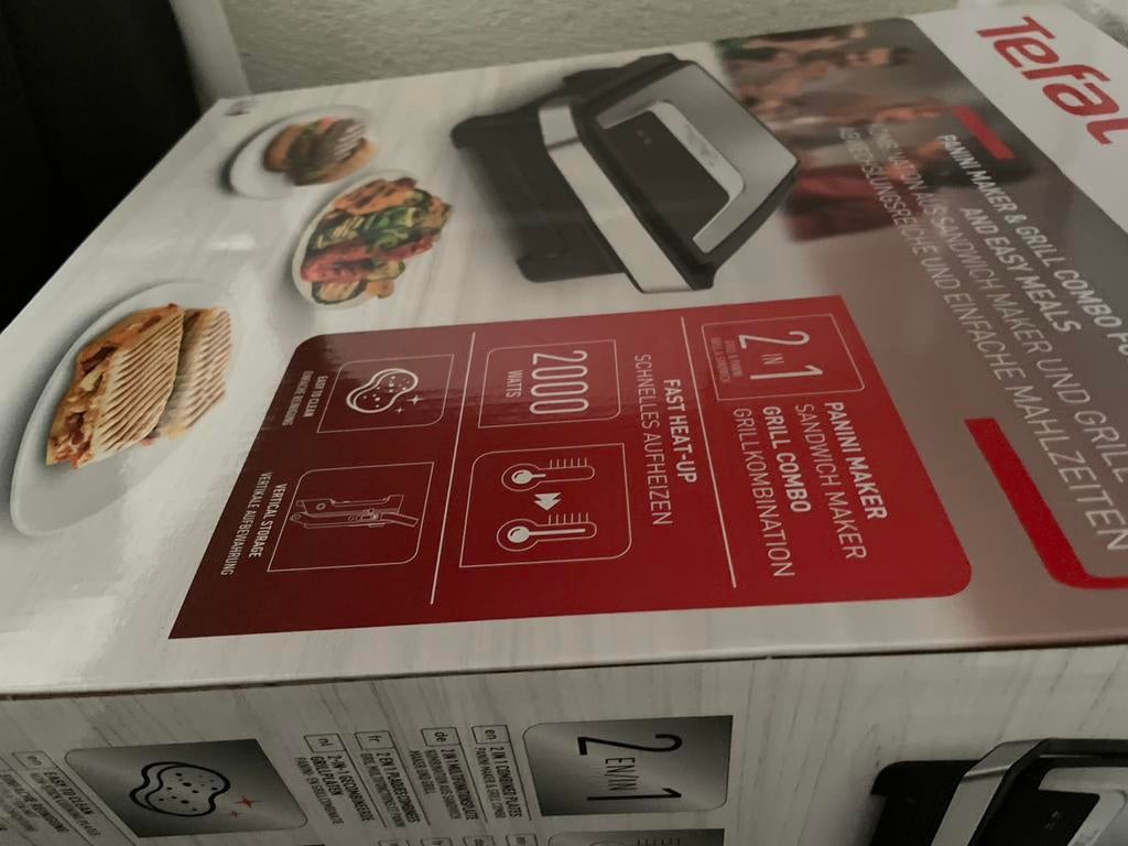 Tefal Panini Maker & Grill Combo 2000W - Nieuw in doos, Witgoed en Apparatuur, Contactgrills, Ophalen, Nieuw