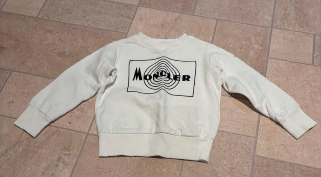 Moncler trui maat 104, Ma, Trui of Vest, Ophalen of Verzenden, Zo goed als nieuw