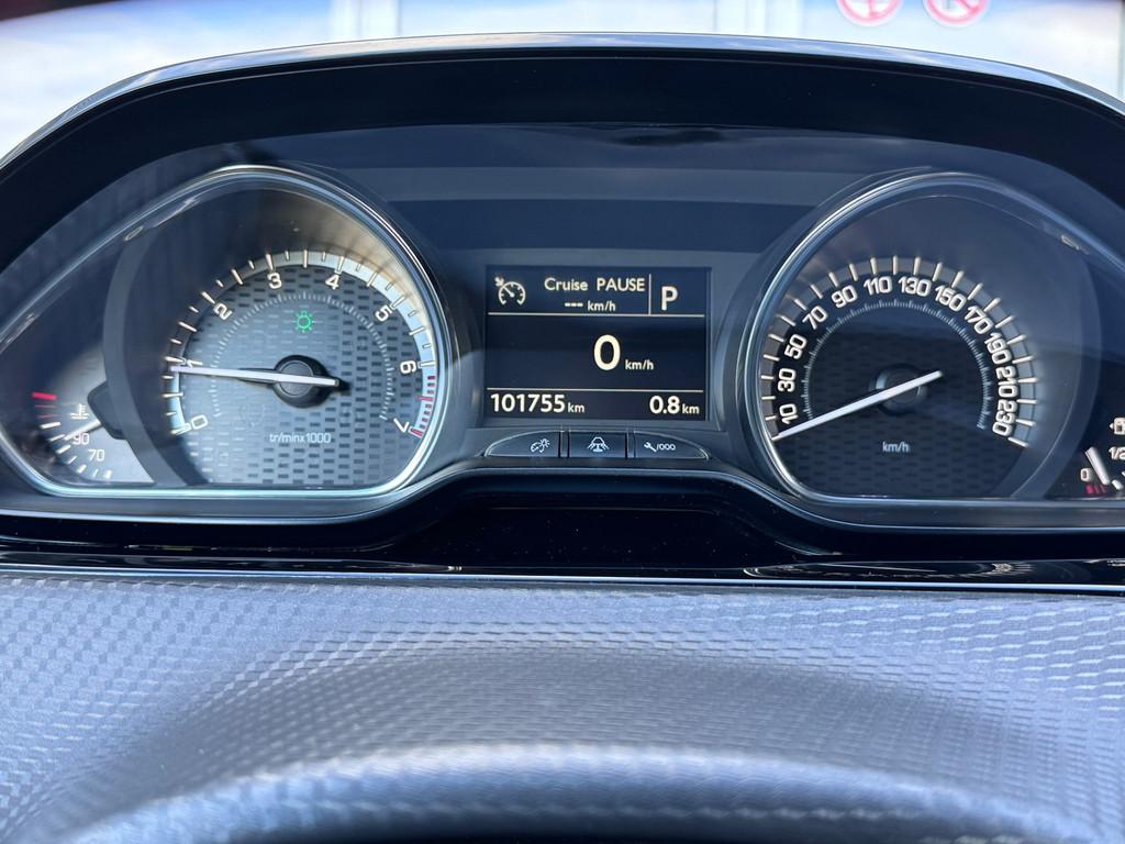 Peugeot 2008 1.2 PureTech GT-Line | Automaat | Camera | Carp, Euro 6, 1199 cc, 1165 kg, Bedrijf