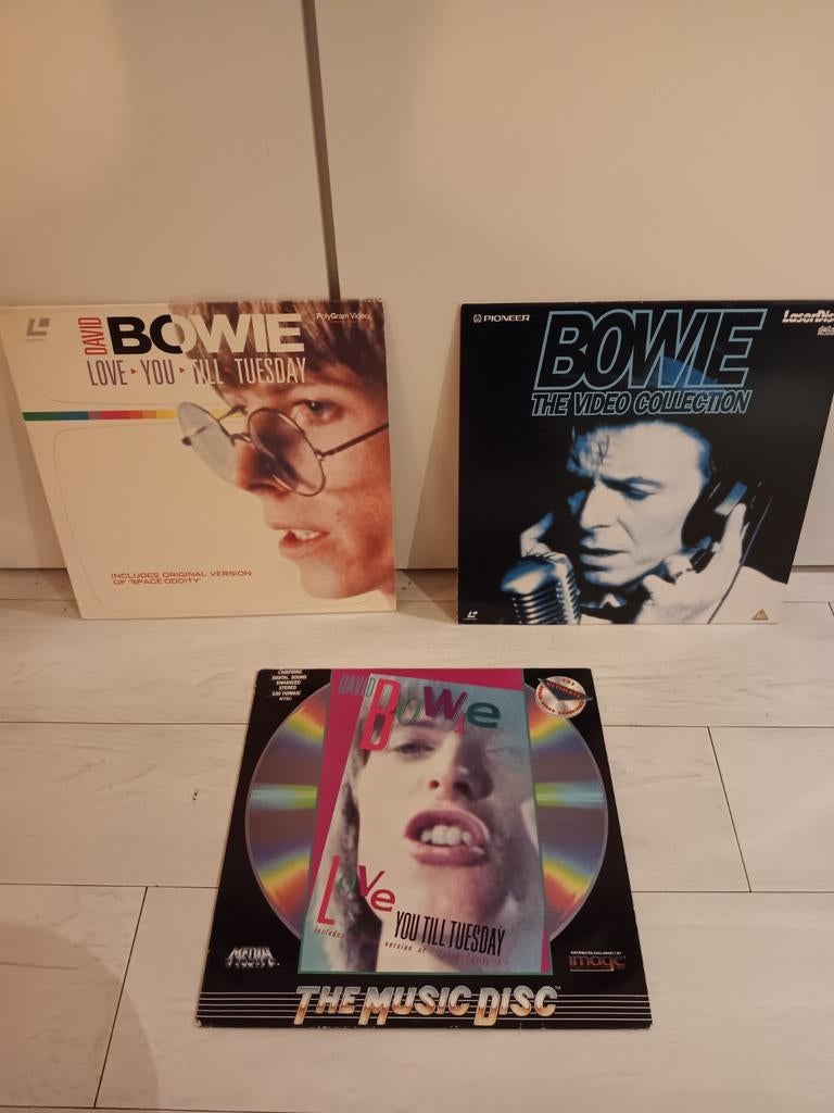 David Bowie laserdisc 3 x mooie staat, Ophalen of Verzenden, Zo goed als nieuw, Muziek, Film of Tv