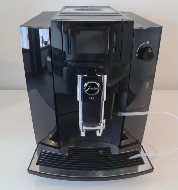 Jura e80 en e60  incl onderhoudsbeurt, Witgoed en Apparatuur, Koffiezetapparaten, 10 kopjes of meer, Ophalen of Verzenden, Zo goed als nieuw