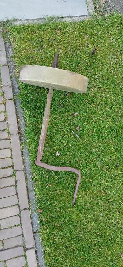 Antieke slijpsteen, Antiek en Kunst, Antiek | Gereedschap en Instrumenten, Ophalen of Verzenden