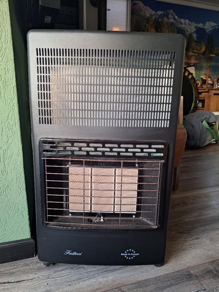 Butaan gaskachel, Caravans en Kamperen, Kampeeraccessoires, Ophalen of Verzenden, Gebruikt