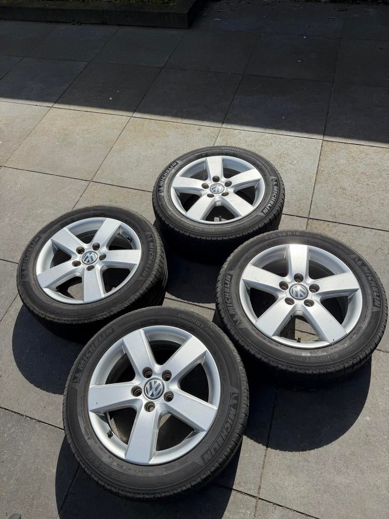 Set wielen met banden voor Volkswagen, Ophalen, Gebruikt