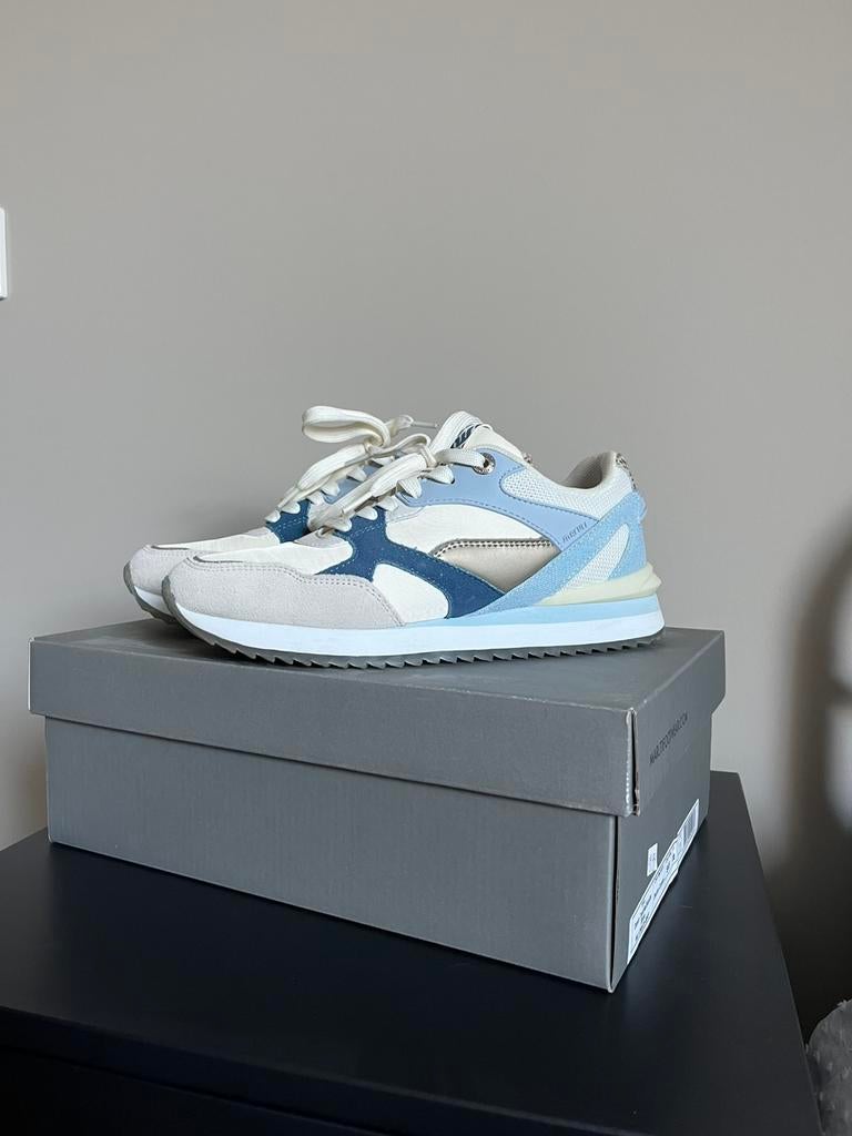 Maruti sneakers, Wit, Ophalen of Verzenden, Sneakers of Gympen, Zo goed als nieuw