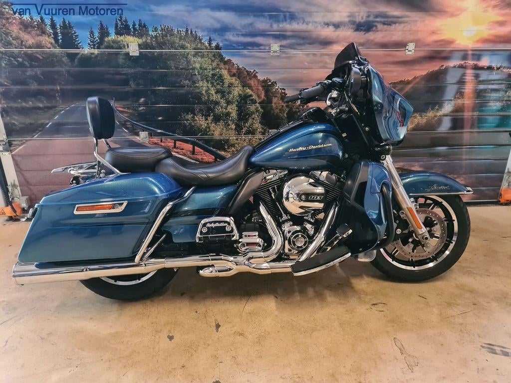 HARLEY-DAVIDSON LIMITED FLHX STREET GLIDE LOOK '13 ABS 5HD, Motoren, Motoren | Harley-Davidson, 2 cilinders, 1690 cc, HARLEY-DAVIDSON