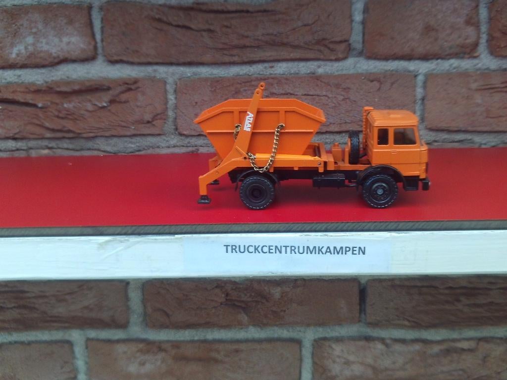 Conrad  Iveco  portaal  auto., Ophalen of Verzenden, Zo goed als nieuw, Bus of Vrachtwagen, Conrad