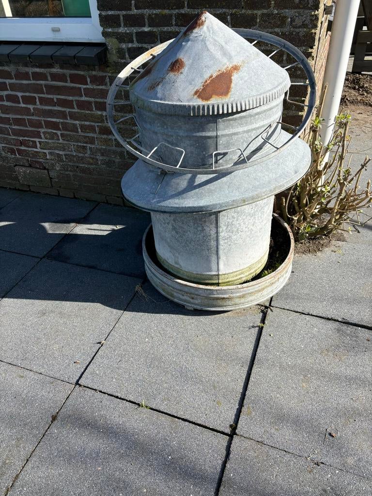 Verzonken grote voersilo pluimvee, Dieren en Toebehoren, Pluimvee | Toebehoren, Ophalen, Drinken en Voederen