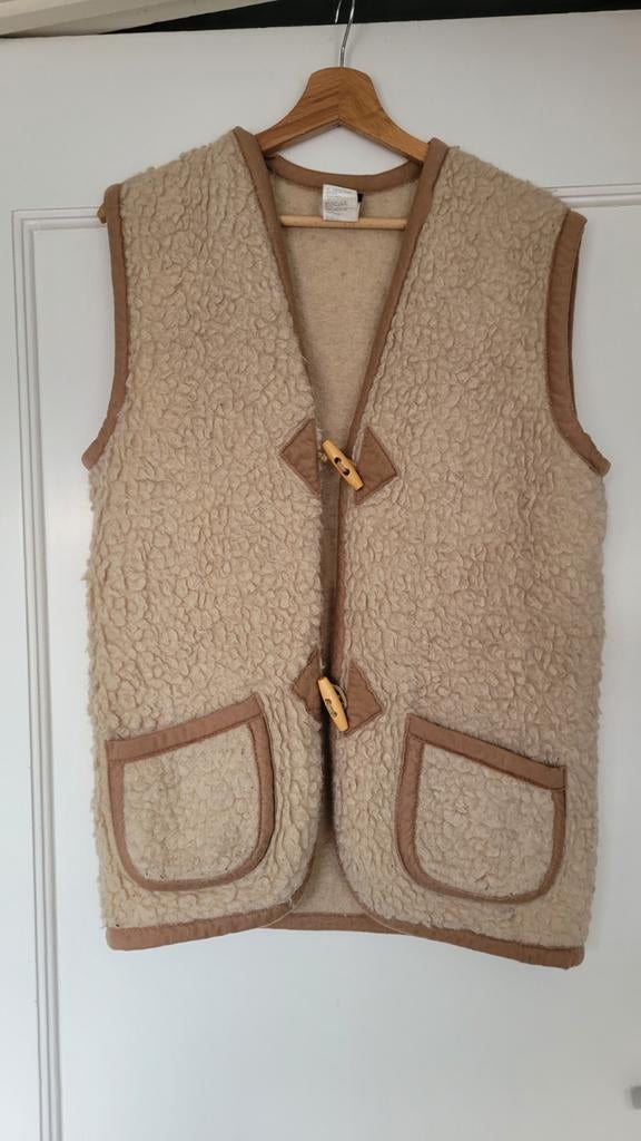 Alwero wollen gilet maat M, Kleding | Dames, Ophalen of Verzenden, Zo goed als nieuw, Maat 38/40 (M), Beige
