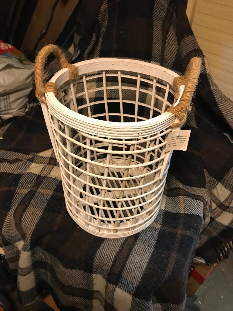 Witte mand korf, Ophalen of Verzenden, Rond, Riet