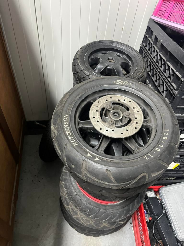 17 scooter velgen verschillende merken, Ophalen of Verzenden, Zo goed als nieuw, Overige typen, Piaggio