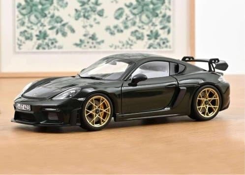 Porsche 718 Cayman GT4 RS Weissach 2023 -- Brewster Green, Hobby en Vrije tijd, Modelauto's | 1:18, 70-72 avenue de Bohlen 69120 Vaulx-en-Velin