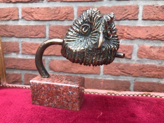 bijzonder bronzen beeldje, uil op een tak, Antiek en Kunst, Antiek | Koper en Brons, Ophalen of Verzenden, Brons