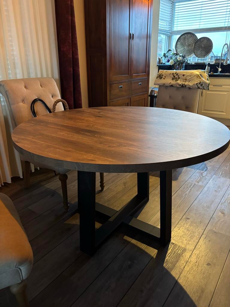 Zo goed als nieuwe eetkamertafel met lamilux blad en metalen, Ophalen, 100 tot 150 cm, Overige materialen, Rond