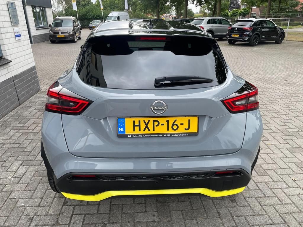 Nissan Juke 1.0 DIG-T Kiiro / Camera / PDC V+A / Carplay / T, Voorwielaandrijving, Leder en Stof, Handgeschakeld, 3 cilinders