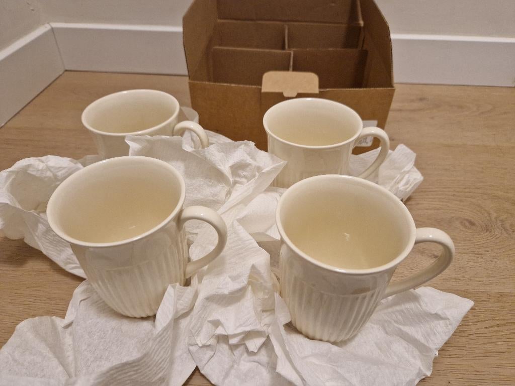 Wedgwood EDME beker met oor, Huis en Inrichting, Keuken | Servies, Nieuw, Ophalen of Verzenden, Wedgwood, Kop(pen) en/of Schotel(s)