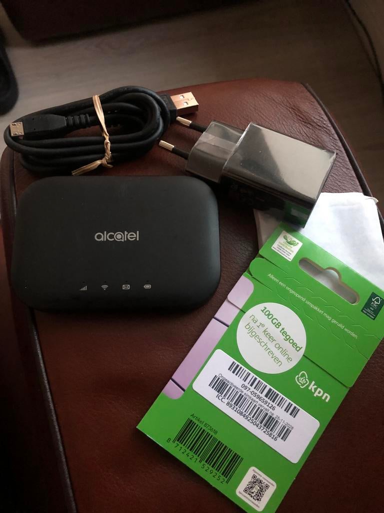 Alcatel mobiele wifi router met KPN simkaart, Ophalen, Gebruikt, Overige modellen, Geen camera