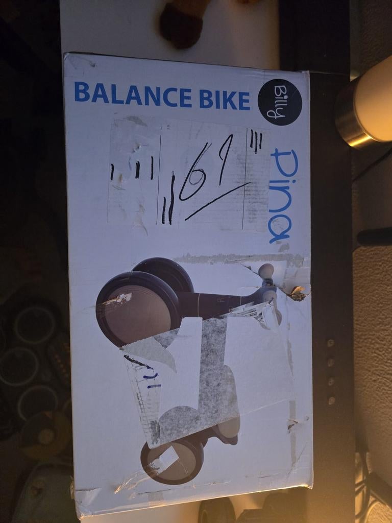 Billy Pina Loopfiets - Zwart/Bruin, Kinderen en Baby's, Speelgoed | Buiten | Voertuigen en Loopfietsen, Ophalen of Verzenden, Nieuw