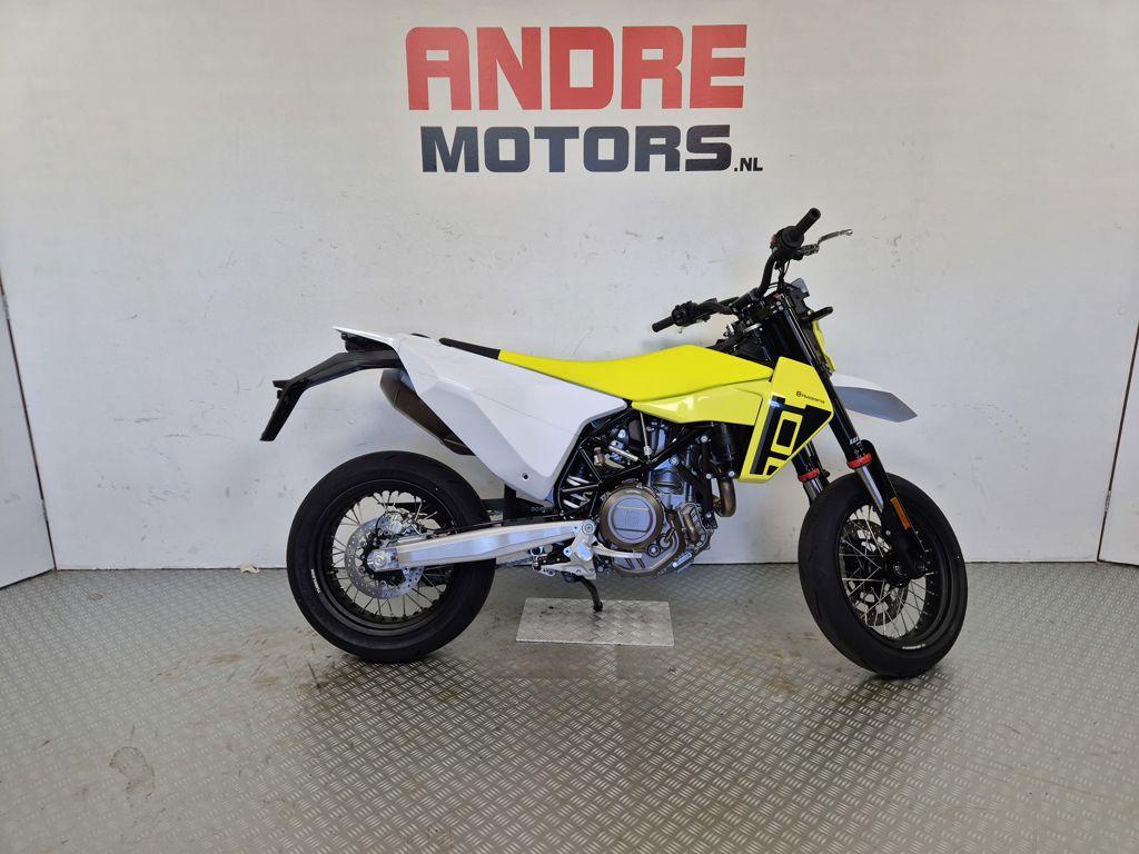 HUSQVARNA 701 SUPERMOTO