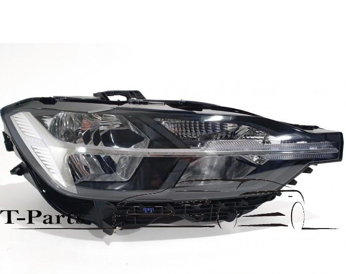 Volvo xc60 246 rechts koplamp origineel 17+