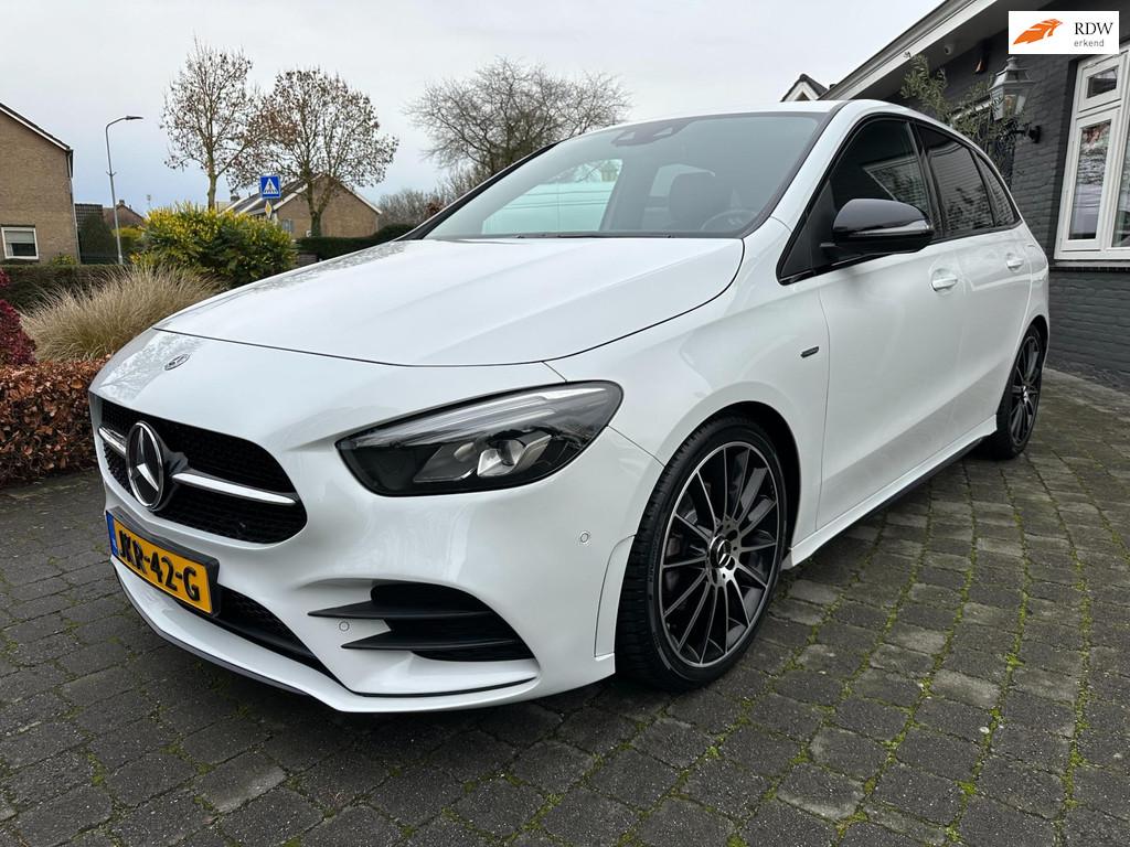 Mercedes-Benz B-klasse 200 AMG, Edition, Standkachel!, Gebruikt, 4 cilinders, Bedrijf, 1600 kg