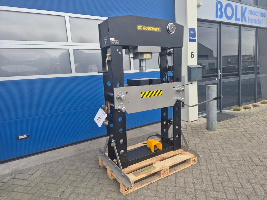 RODCRAFT Werkplaatspers 100 TON Hydro-pneumatisch Bj.2022!!, Ophalen of Verzenden, RODCRAFT, Info@bolkmachinehandel.nl, Duitsland