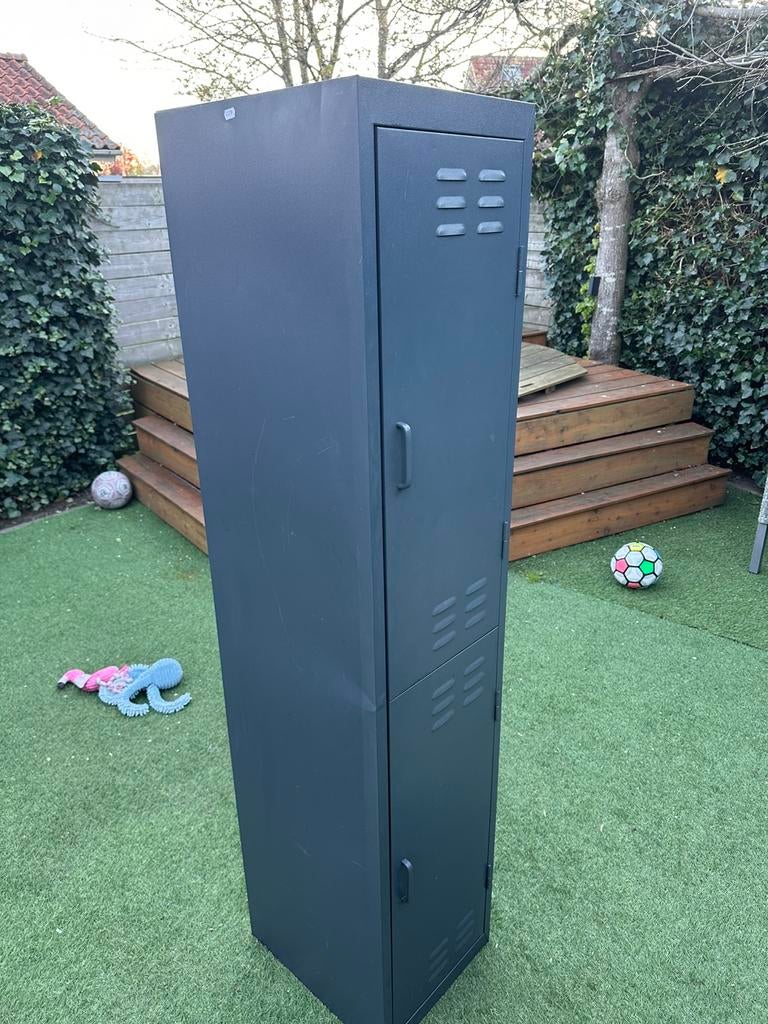 Kast, Huis en Inrichting, Kasten | Lockerkasten, Ophalen of Verzenden, Zo goed als nieuw