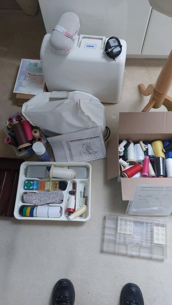 Brother naaimachine, lockmachine, garen en paspop, Ophalen