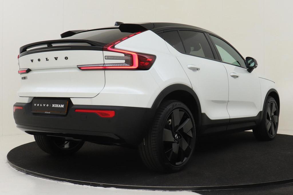 Volvo EC40 SINGLE MOTOR EXTENDED RANGE ULTRA BLACK ED. 82 kW, Auto's, Volvo, Automaat, 12 maanden, 82 kWh, Wit