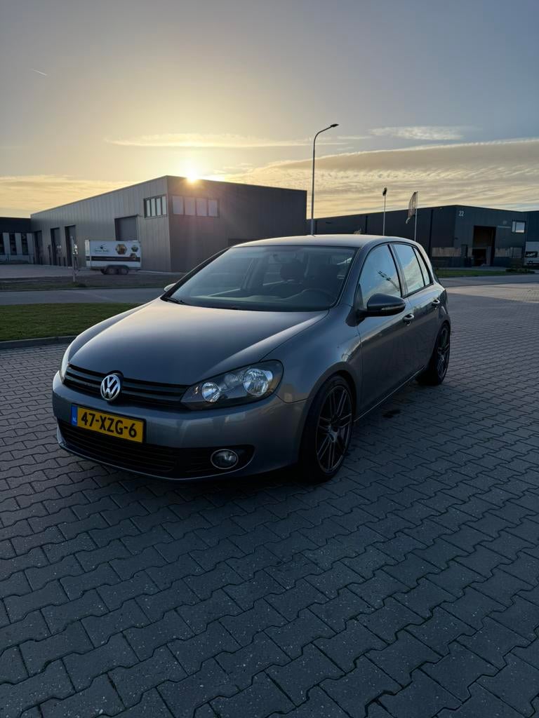 Volkswagen golf tdi, Auto's, Volkswagen, Voorwielaandrijving, Euro 5, Stof, Zwart