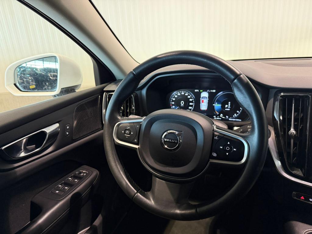 Volvo V60 T6 Aut. Plug-in Hybrid Inscription ACC 340pk, Automaat, Stof, Gebruikt, Zwart