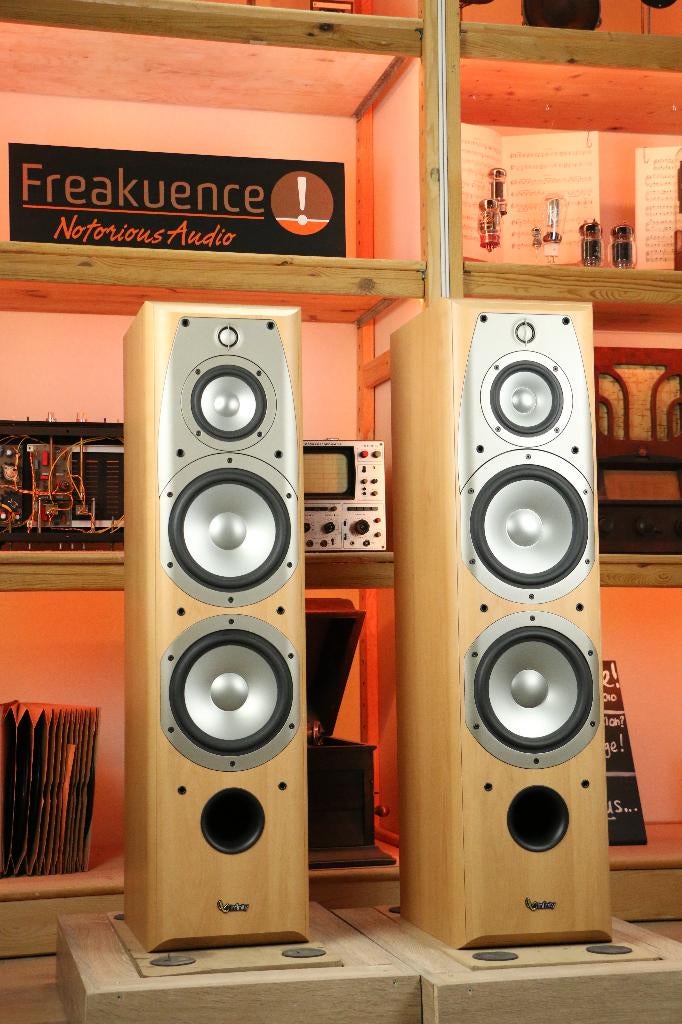 Infinity Infinity Alpha 50 zuilen. Twee sets beschikbaar!, Audio, Tv en Foto, Luidsprekers, Overige merken, Ophalen of Verzenden