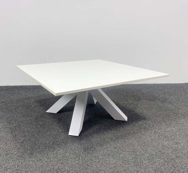 Gispen Dukdalf Salontafel - Wit | 100 x 100 cm 24586, Ophalen, Gebruikt, Twee