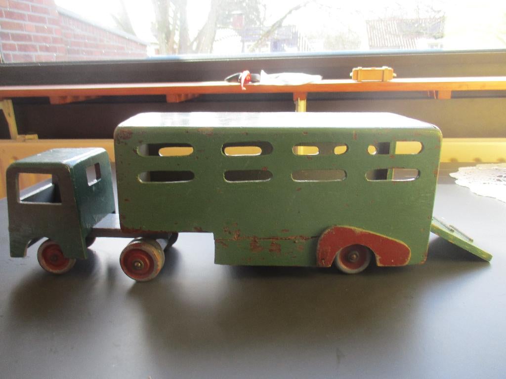 Houten paardentrailer, Kinderen en Baby's, Speelgoed | Houten speelgoed, Ophalen, Gebruikt, Rij- of Hobbelspeelgoed