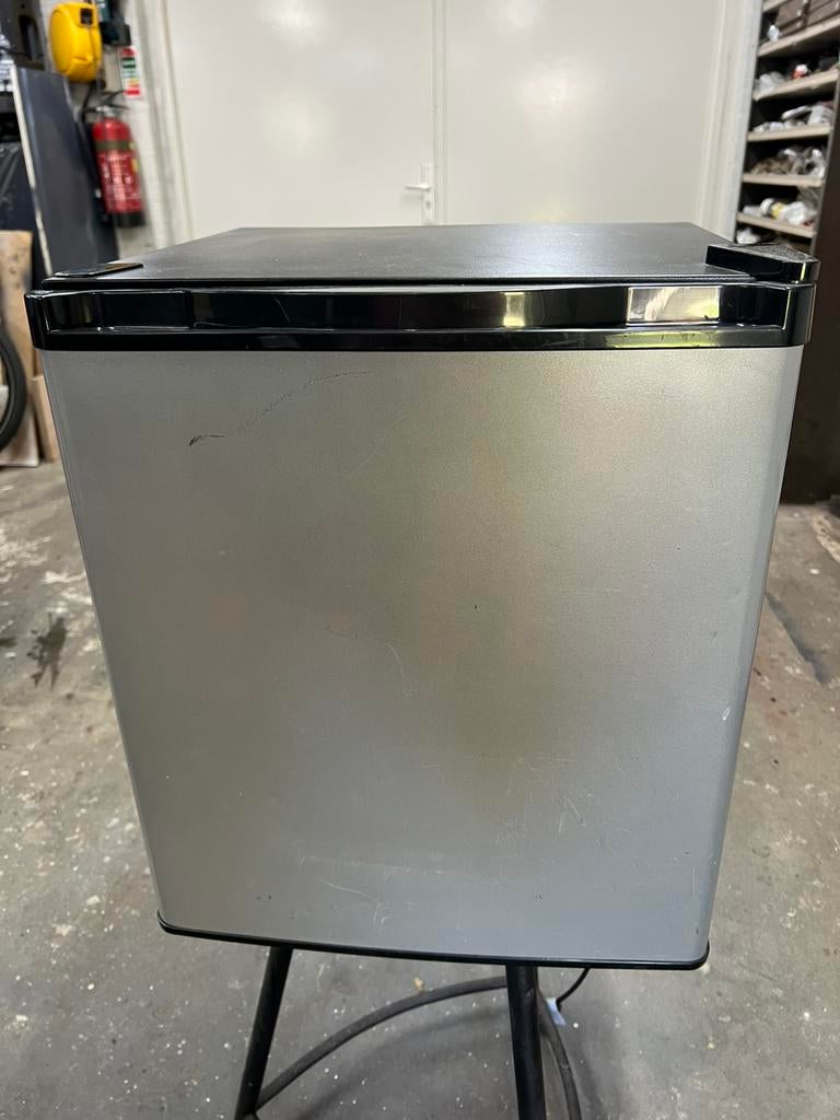 Camping koelkast, Witgoed en Apparatuur, Koelkasten en IJskasten, Ophalen, Minder dan 75 liter, Zonder vriesvak, Gebruikt